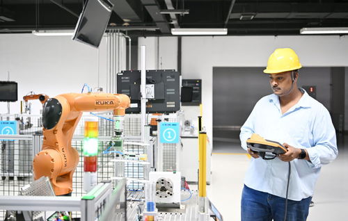 我在現(xiàn)場 2022年，我見證人工智能基礎(chǔ)軟件開發(fā)的向前的力量